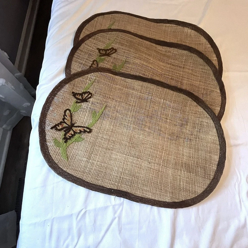 Vintage‎ Burlap Butterfly Placemats - Set of 3